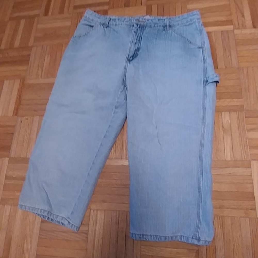 Faded Glory - denim capris.